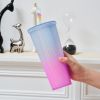 The glass with a lid, the plastic snail cup and straw Brook wall with the lid, the lid is leaked, no BPA, insulating glass, lid and straw, cold glass,